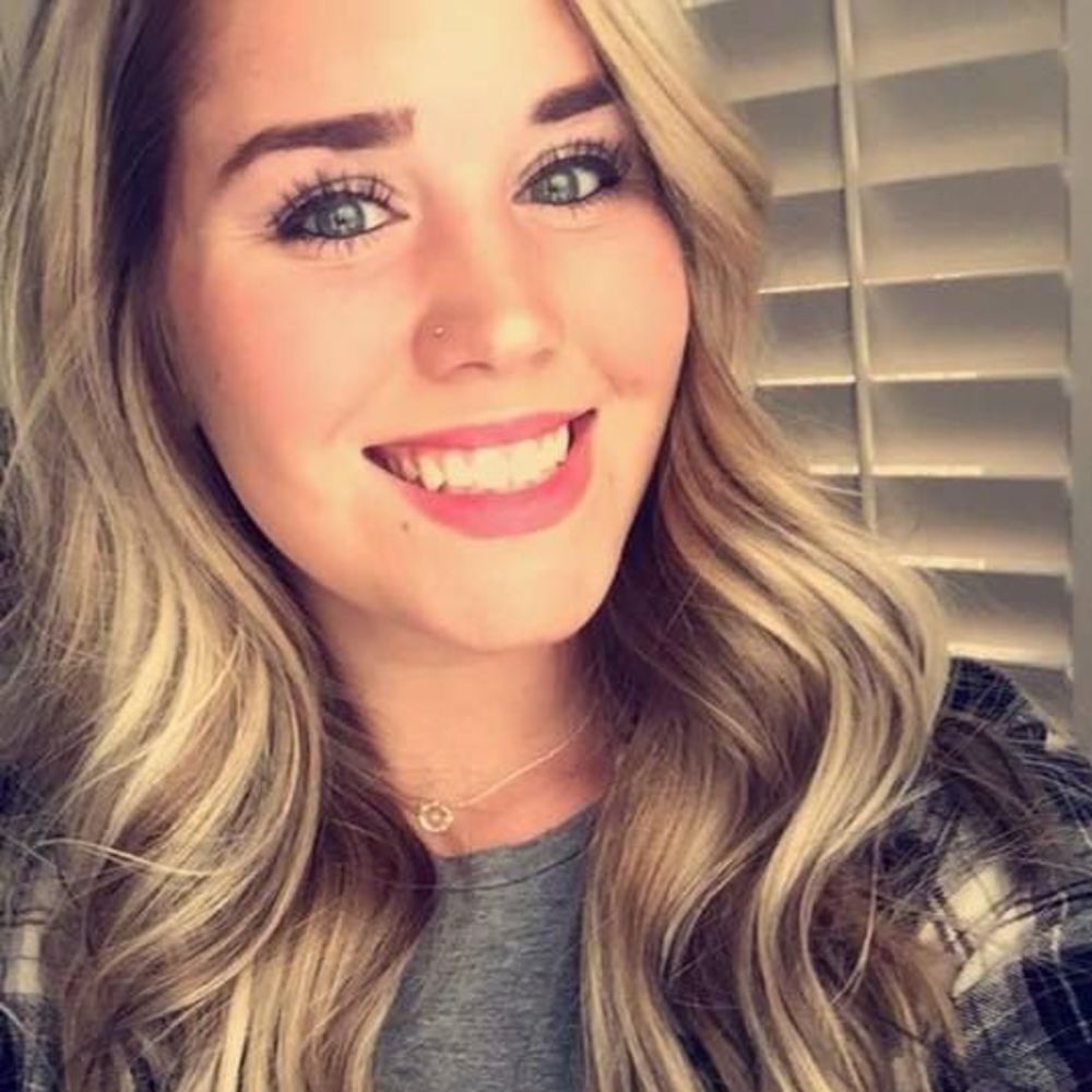 Meet your Posher, Amanda